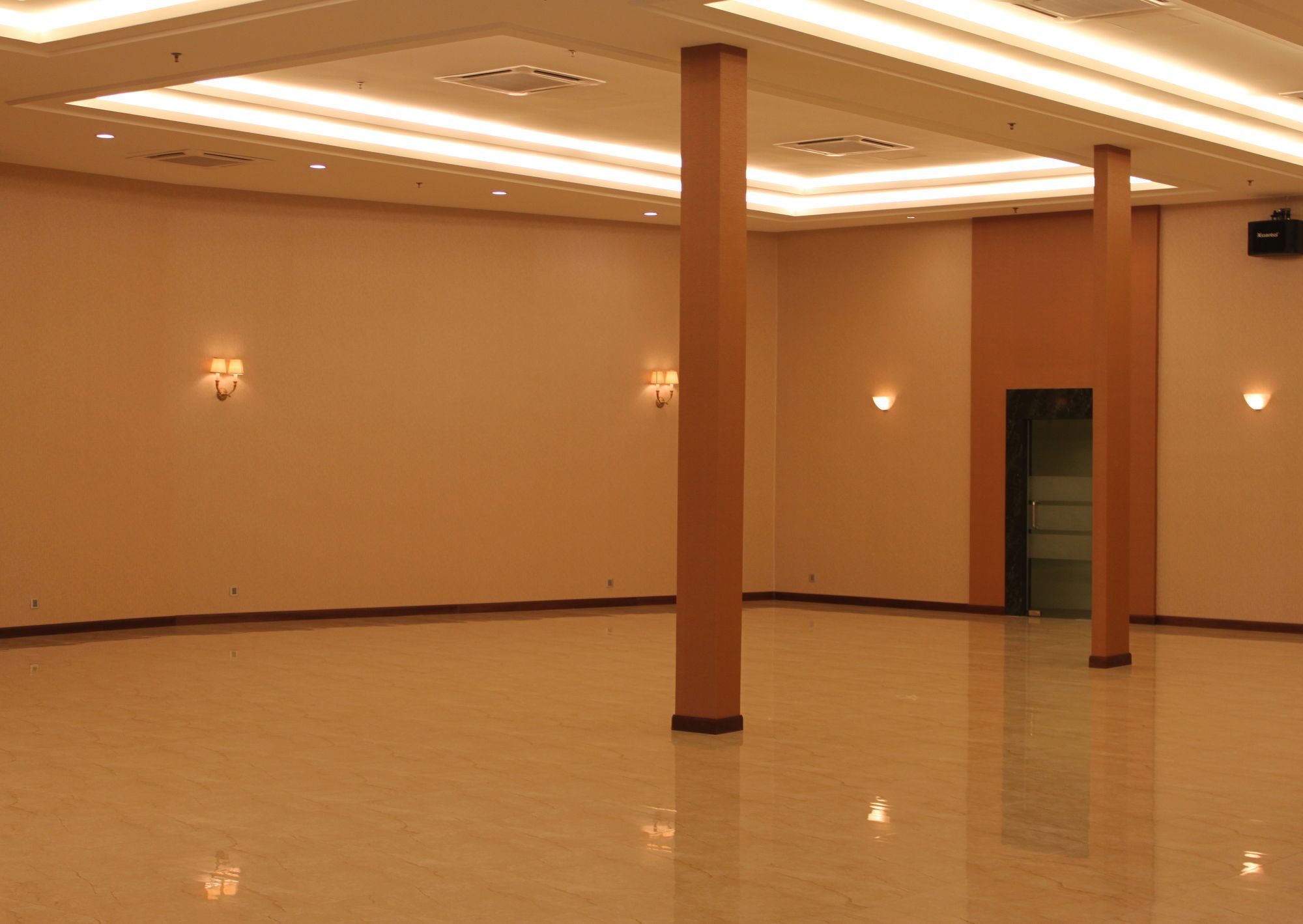 รูฟ การ์เด้น โฮเต็ล Hotel ชาห์อาลัม ภายนอก รูปภาพ